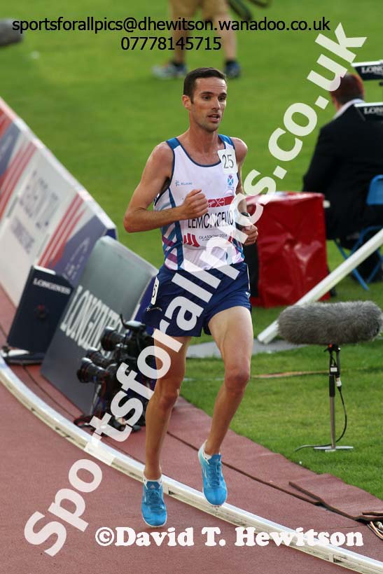 Andrew Lemoncello (Scotland) in the mens 10000 metres at the Commonwealth Games, Glasgow. Photo: David T. Hewitson/Sports for All Pics